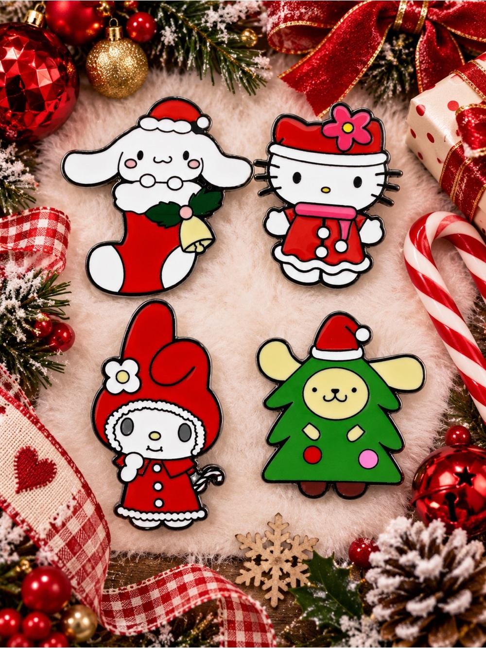 Hello Kitty & Friends Christmas Enamel Brooch Pin Set of 4 Holiday.NWT